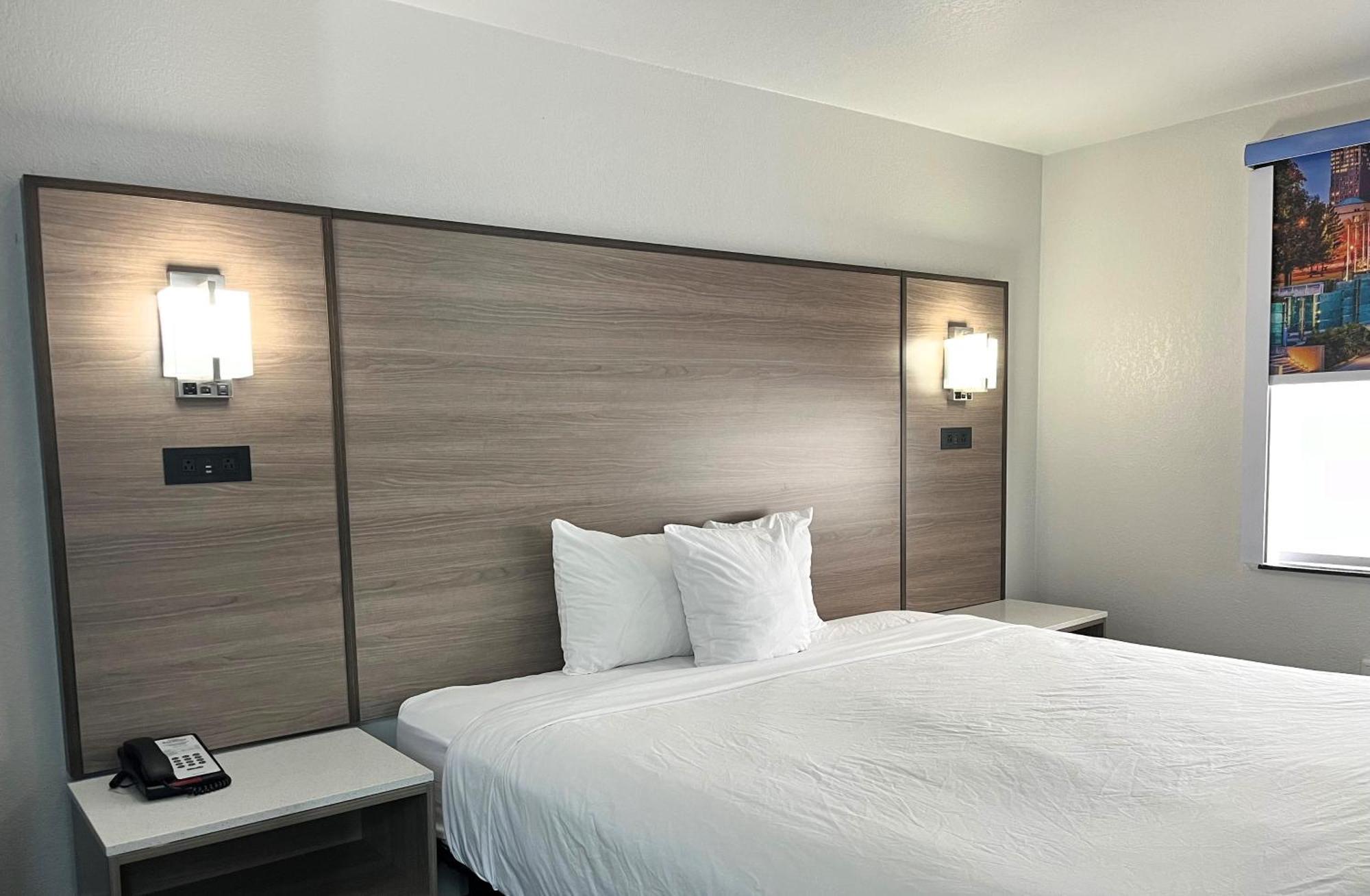 Baymont By Wyndham Indianapolis Northeast Hotell Eksteriør bilde