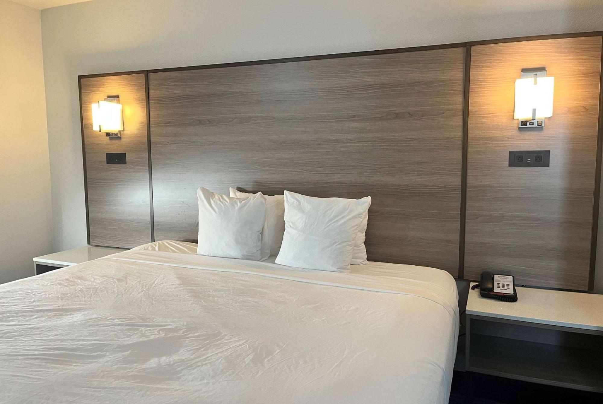 Baymont By Wyndham Indianapolis Northeast Hotell Eksteriør bilde